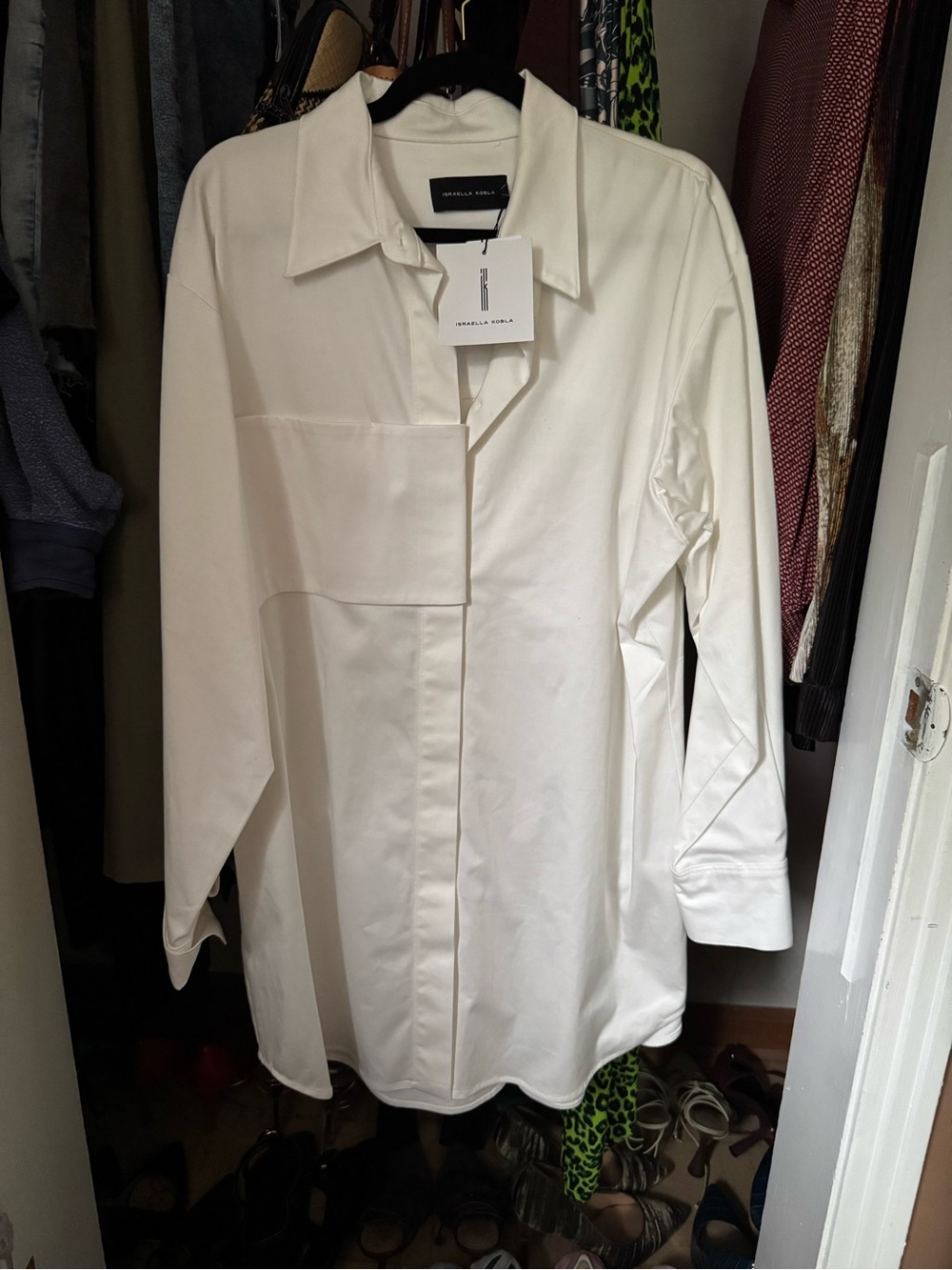 Israella kobla Sinclair White Button-Up Tunic Shirt
